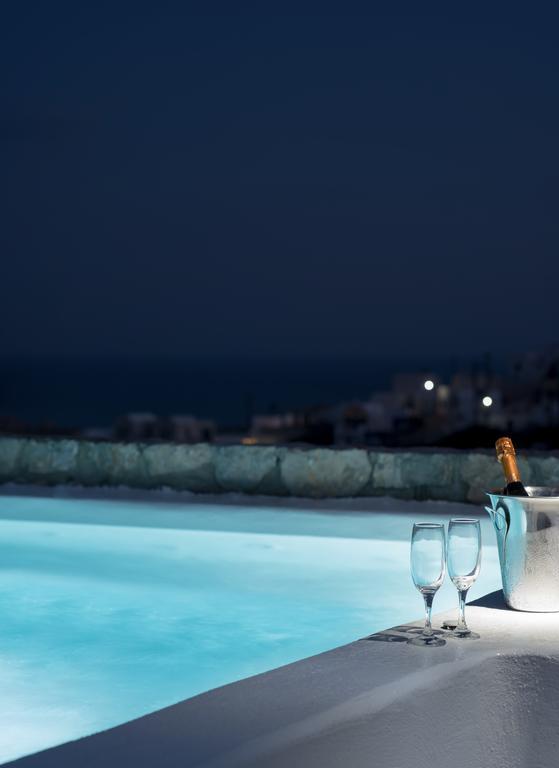 Red Cliff Villa 2Bedroom Villa With Caldera View And Plunge Pool Akrotírion Exteriér fotografie